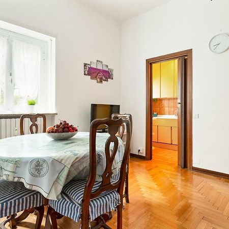 Apartamento Bright Flat With Shared Garden Milán Exterior foto